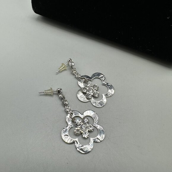3/$30 Rhinestone Flower Earrings Silver Drop Pierced Dangle Sparkly Floral 1.5" - Picture 5 of 9